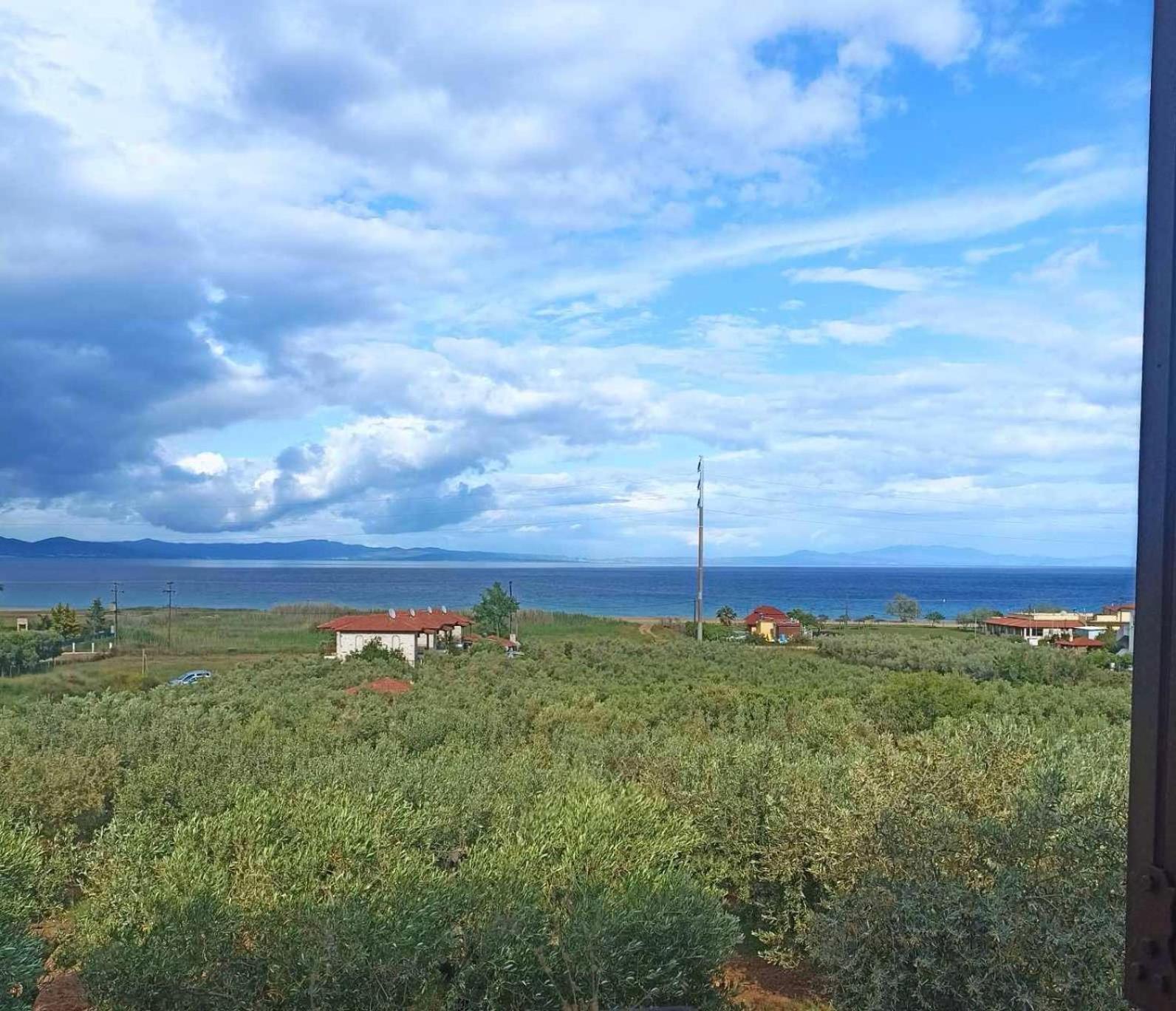 Kalelia Appartement Nea Poteidaia Buitenkant foto